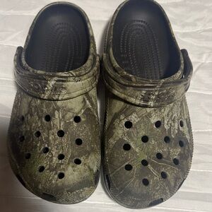 CROCS Green Camouflage Clogs